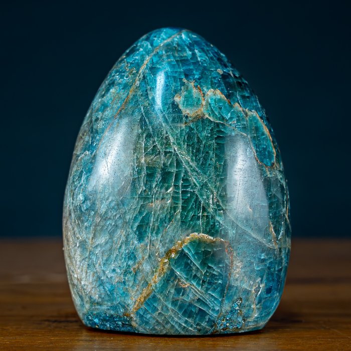 稀有天然藍綠色磷灰石 自由形式- 877.61 g