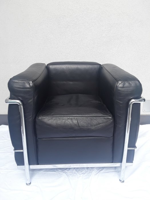 Cassina - Le Corbusier - Armchair (1) - LC2 - Leather, Steel
