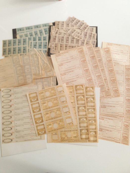 Franse kolonie  - Accumulatie met meerdere NSC van Postpakketten inclusief complete stickervellen "Parijs voor