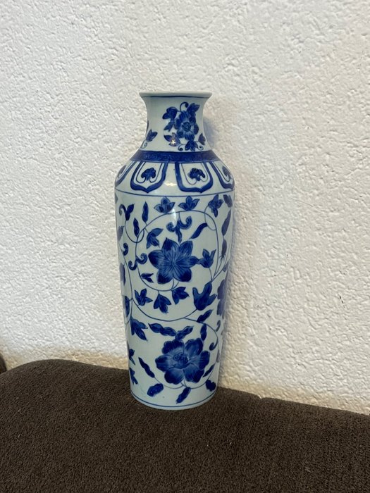 Vaso - Porcellana - Cina  (Senza Prezzo di Riserva)