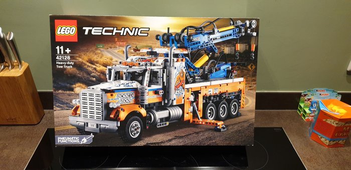 Lego - Technic - 42128 - Robuuste sleepwagen - Posterior a 2020