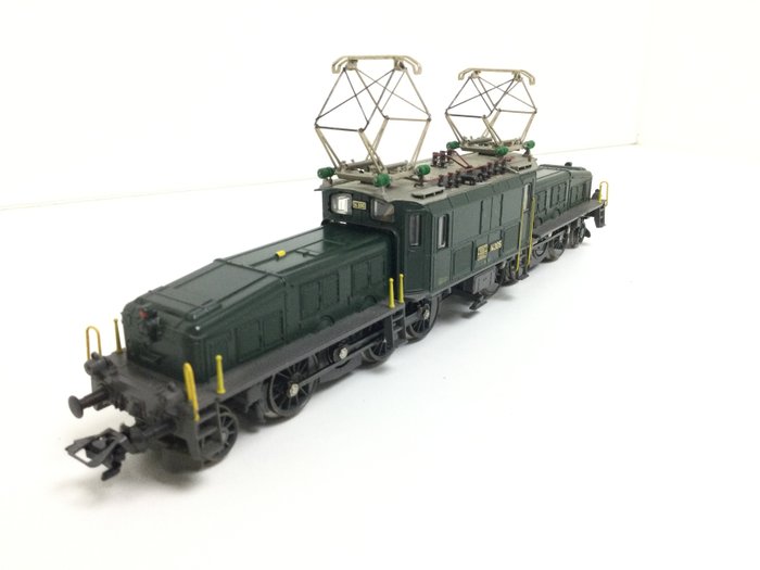 Märklin H0 - 3556 - Locomotivă electrică (1) - "Krokodil" Ce 6/8III cu motor de 5 stele - SBB