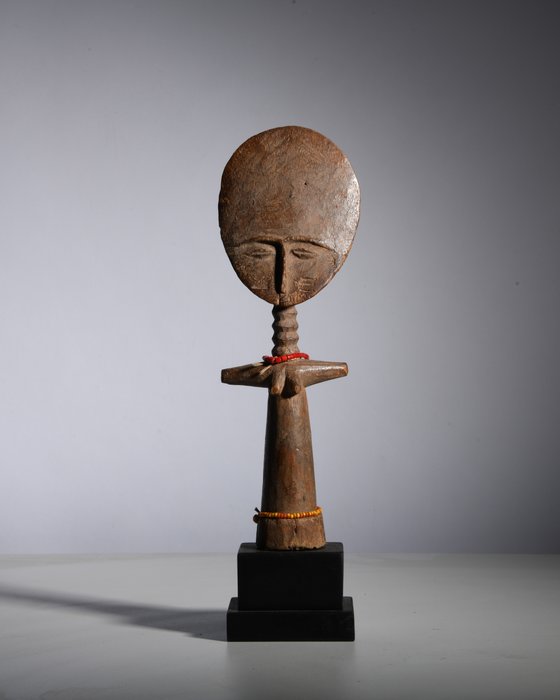 Escultura - Boneca de fertilidade Ashanti Akwaba - Gana