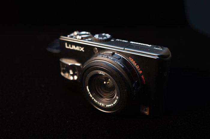 Panasonic Lumix DMC-LX2 10.2 小型数码相机