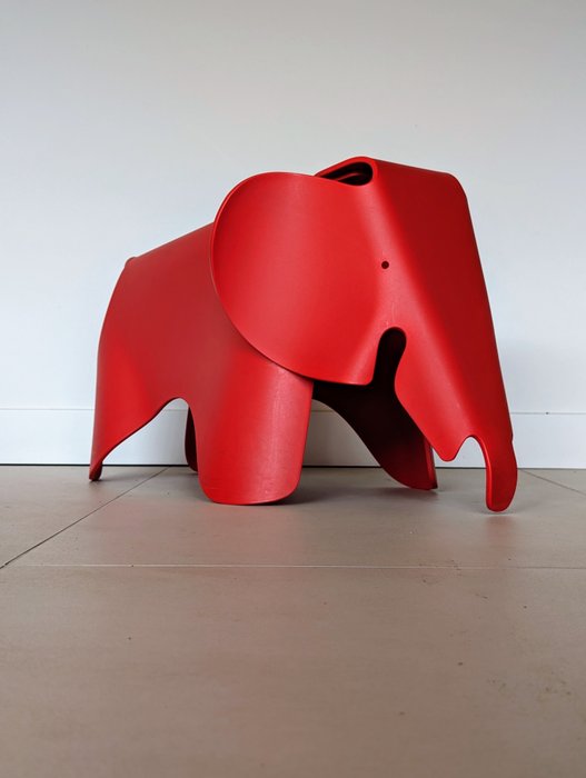 Vitra - Charles & Ray Eames - 小凳子 - 塑料