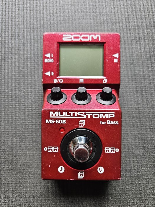 ZOOM - Effect pedal  (No Reserve Price)
