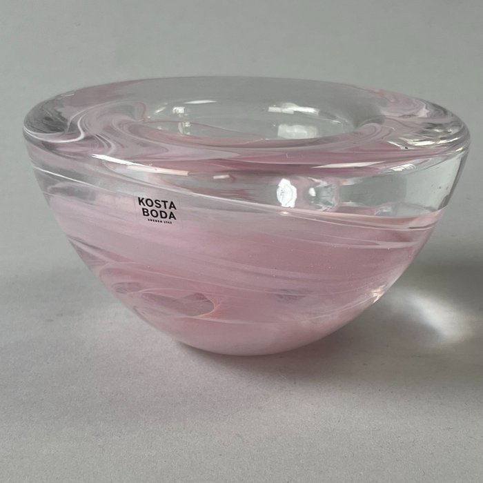 Tealight holder - Anna Ehrner - Kosta Boda - Atoll - Soft pink - Glass