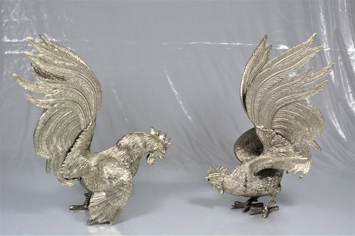 小塑像 - Couple de coq de combat en métal argenté -  (2) - 鍍銀