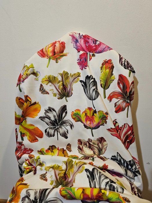 Exclusivo tejido floral Art Nouveau - 300x280cm - ¡Diseño de pintura realista, primavera! - Textil - 280 cm - 0.02 cm