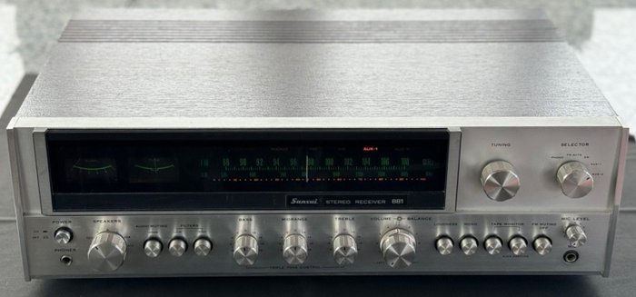 Sansui - Modell 881 Stereo-Festkörper-Receiver