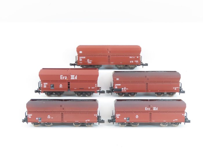 Minitrix N - 15252-02/15252-06/15252-07/15252-11/15173-22 - Modelltog godsvogn (5) - 5 Fireakslede Fals selvlossere - DB, DB Cargo