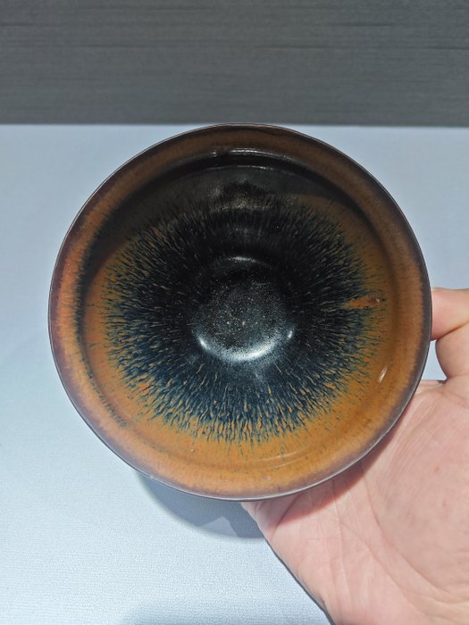 En skål med 'harepels' - Porcelæn - Kina - 20. århundrede
