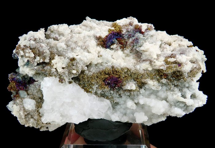 Pyrite et Calcite irisées sur concrétion de Dolomite - Mine Trepca Stan Trg, Kosovo - Hauteur : 14.8 cm - Largeur : 8.5 cm- 370 g
