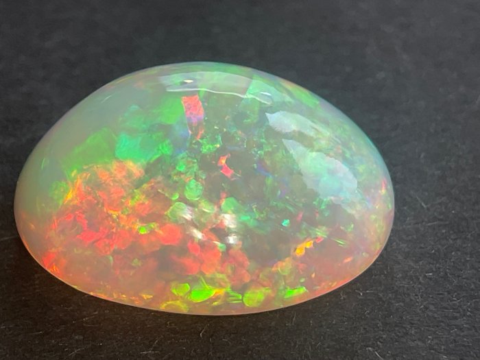 *Ingen reserve* Hvit + Fargespill (Vivid) krystall opal - 14.37 ct