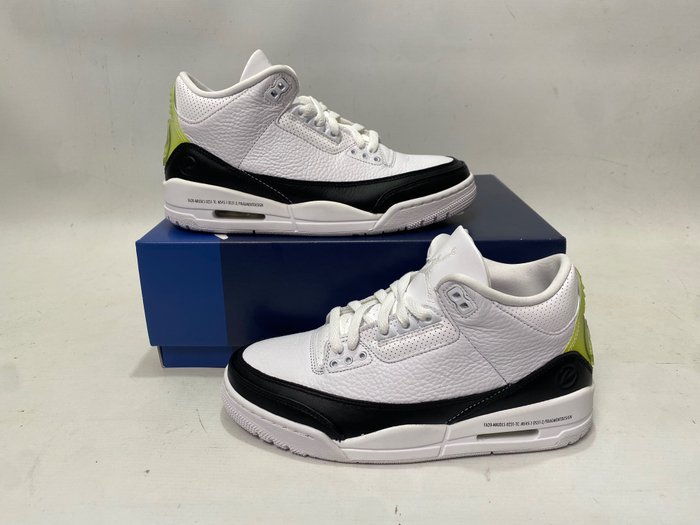 Air Jordan - Sneaker - Größe: Shoes / EU 40.5