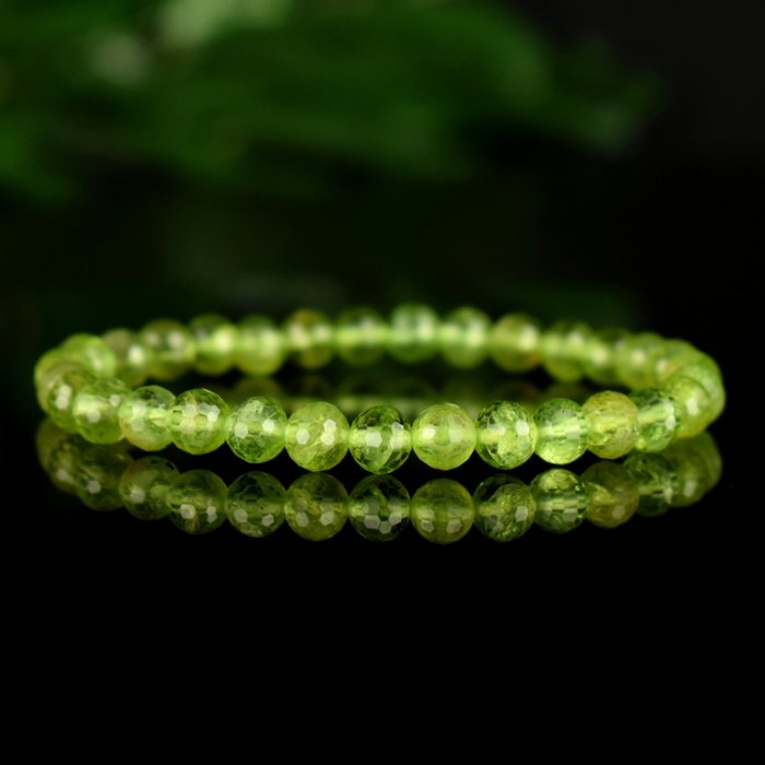 No reserve price - Natural peridot - High quality- 13.5 g