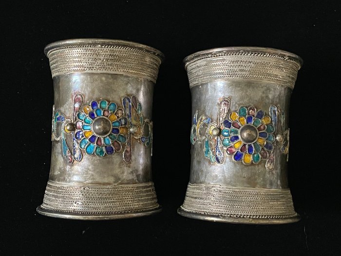2 pulseiras - Kaching - Birmânia - Birmânia  (Sem preço de reserva)