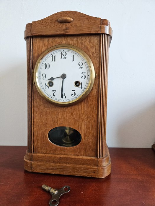 Ρολόι Mantel - Όμορφο ρολόι τζακούζι Junghans - Ξύλο - 1940-1950