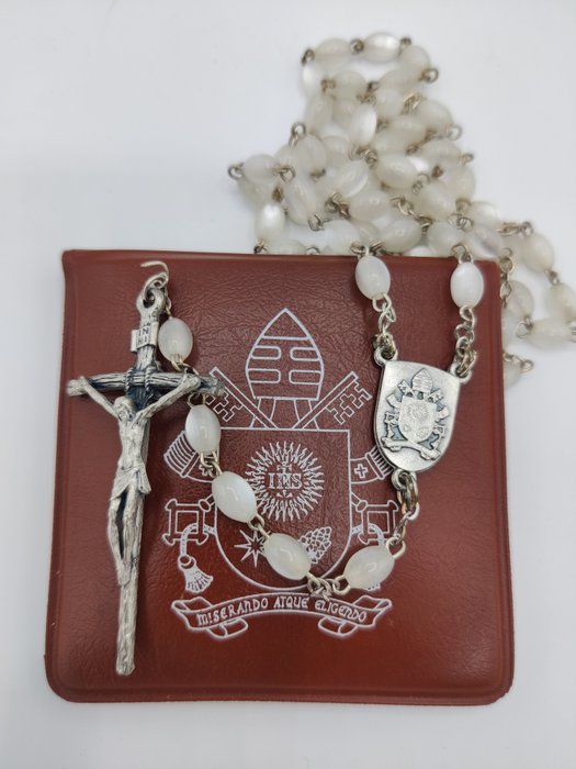 誦經念珠 - 教皇弗朗西斯的祝福 - 教皇紋章盒 - 珍珠玻璃漿 - 2010-2020