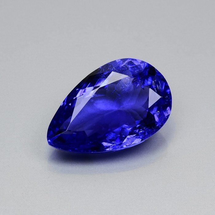 Blau, Violett Tansanit  - 7.91 ct - International Gemological Institute (IGI)