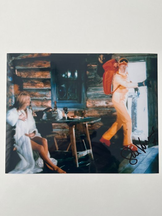 James Bond 007: The Spy Who Loved Me, Sue Vanner as "Log cabin girl" handsigned photo with B'BC holographic COA