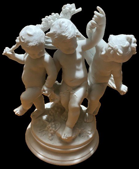 After Aguste moreau - Skulptur, Biscuit aux cherubins - 28 cm - Keks