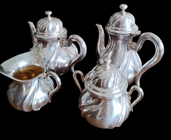 Kaffee- und Teeservice (4) - .800 Silber