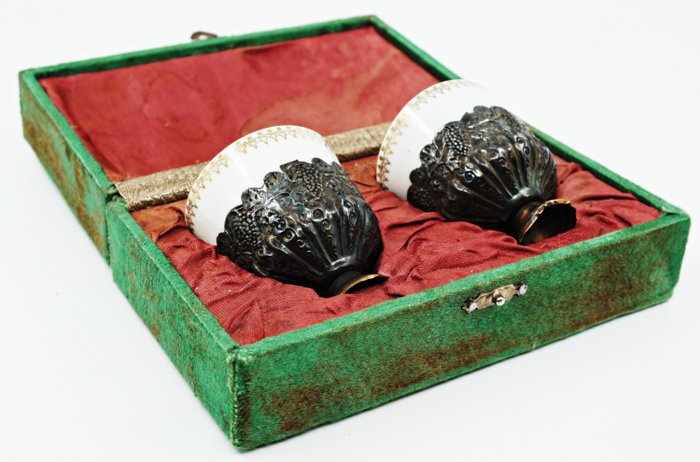 Due tazze d'argento da caffè ottomane Abdülhamit Han Tughra Zarf - Argento - impero ottomano - Tardo periodo ottomano