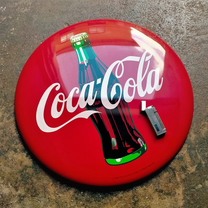 Coca-Cola® - Schild - Tacker-Typ – XL – Lithographie – 1990 - Stahl