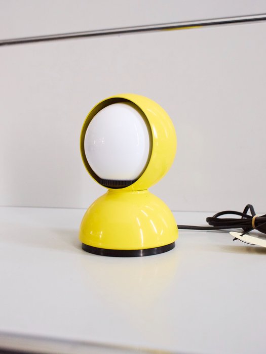 Artemide - Vico Magistretti - Table lamp - Eclisse - Yellow - Metal