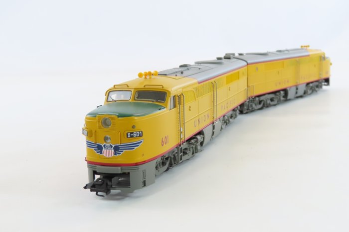 Märklin H0 - 37610/49610 - 柴油火車 (2) - 2 台 ALCO PA-1 裝置 - Union Pacific Railroad