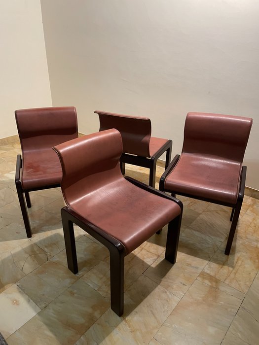 Cassina - Afra Scarpa, Tobia Scarpa - 椅子 (4) - 皮革, 硬木