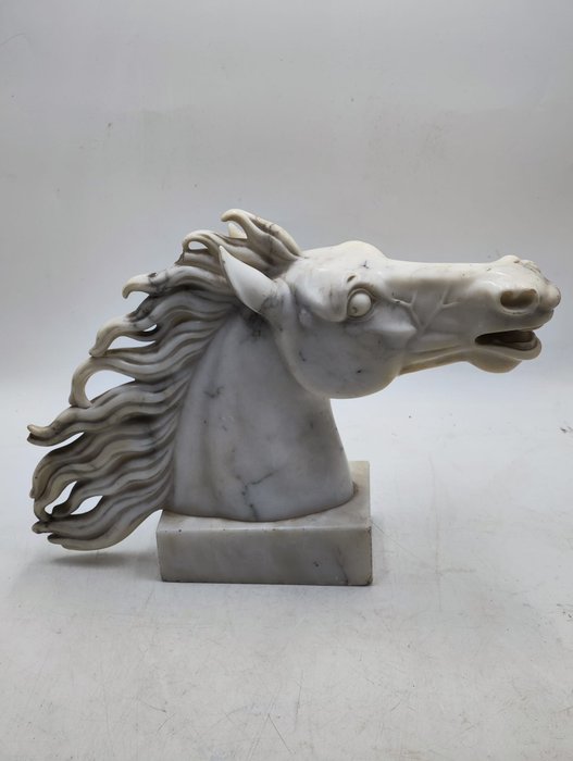 Escultura, Cavallo - 30 cm - Mármore Calacatta Reale