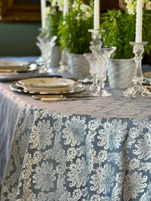 大桌子的桌布，藍色錦緞。 - 桌布 - 270 cm - 180 cm