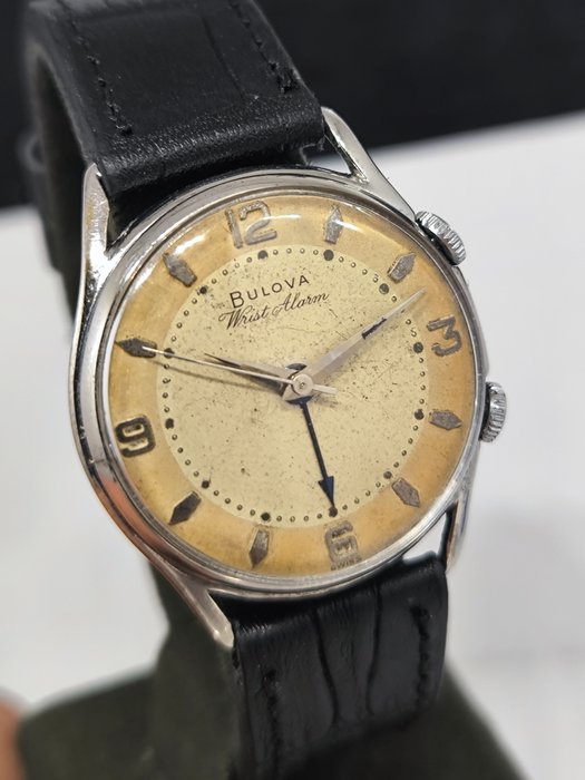 Bulova - wrist alarm - Zonder Minimumprijs - Heren - 1960-1969