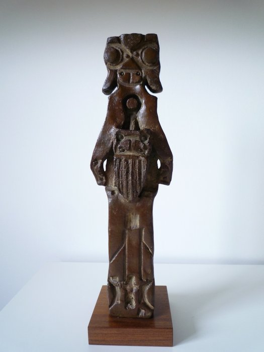 Roberto Sebastian Matta (1911-2002) - Skulptur, Humo - 44 cm - Patineret bronze - 1993