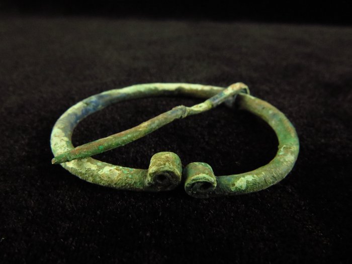 kelta/kora római Bronz Félgyűrűs fibula - 4.6 cm  (Nincs minimálár)