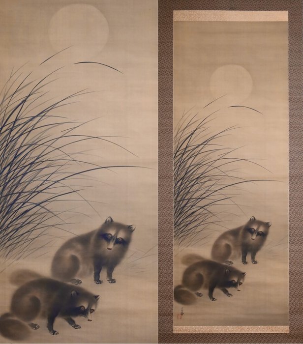 Moonlit Night - Two Raccoon Dogs on the Full Moon - Hanging Scroll - Unknown Artist - Japan  (Zonder Minimumprijs)