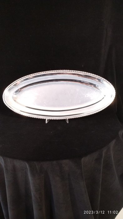 Serving tray (1) - .800 silver