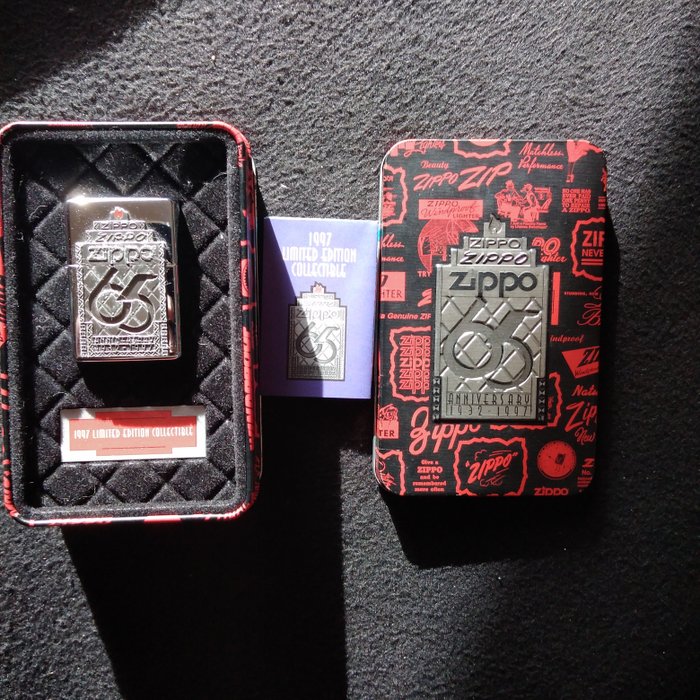 Zippo - 65th Anniversary  - coty - Collectible Of The Year - new - unignited - Ficktändare - Krom