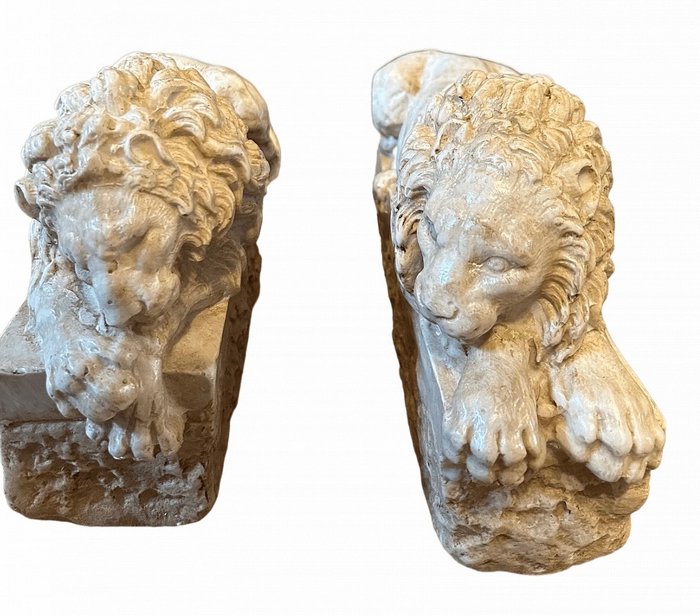 Γλυπτό, Coppia di Leoni Canova: dormiente e vegliante - 32 cm - Cast Stone