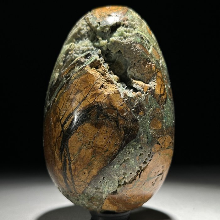 无底价 - 精美的绿色菱锌矿 定制支架上的蛋形 - 高度: 15 cm - 宽度: 8 cm- 1900 g - (1)