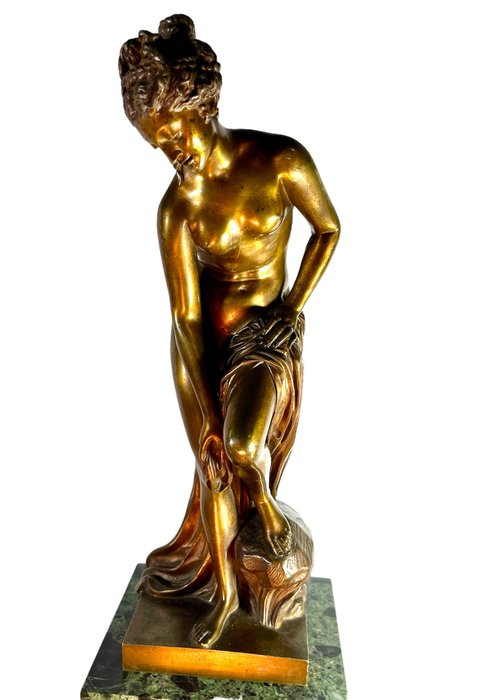 D'après Christophe-Gabriel Allegrain - Sculpture, Baigneuse - 40 cm - bronze patina medal