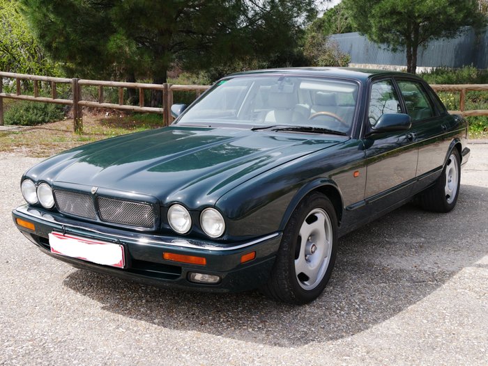 Jaguar - XJR - 1996