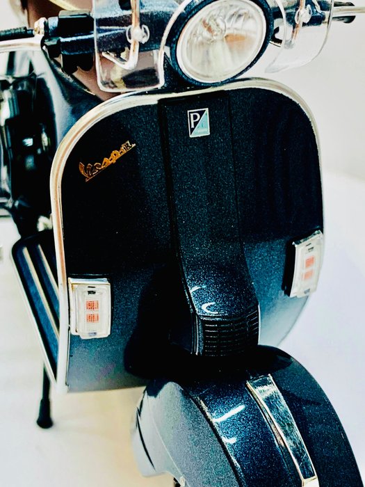 Schuco 1:10 - 模型摩托車 -Vespa Px