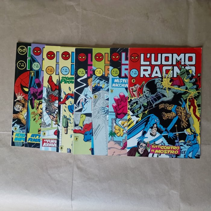 Uomo Ragno seconda serie nn. 19-20-22-24-25-26-28-33 - 8 albi contenenti vari personaggi Marvel - 8 Spiderman Horn-Alben 2. Serie - Erstausgabe - 1982/1983