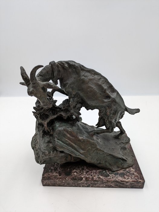 Libero Frizzi (1893-1954) - Skulptur, Capretta - 25 cm - Bronze