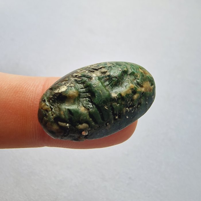 Western Asiatic Green Jasper Bead Seal with 2x Horses - 30 mm