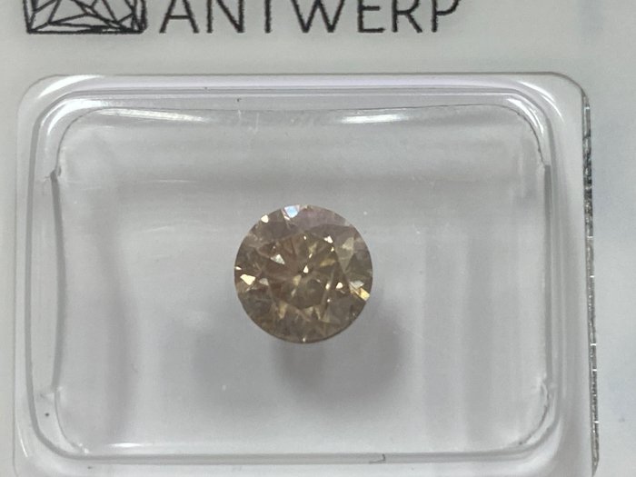 1 pcs 钻石 - 1.01 ct - 圆形 - Fancy Light  brownish yellow - I3 内含三级, No reserve price