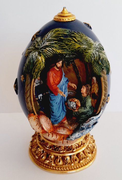 House of Faberge（簽名和編號） Ø 收藏家的蛋 Ø 瓷器和鍍金。 蛋 - House of Faberge - 11 cm - 6 cm - 6 cm